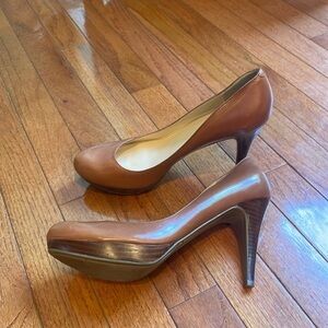 💐 Marc Fisher Sydney light brown leather would look platform front heels